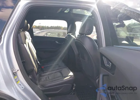 2017 Audi Q7 3.0T Premium z USA, uszkodzony, nr VIN WA1LAAF75HD058799